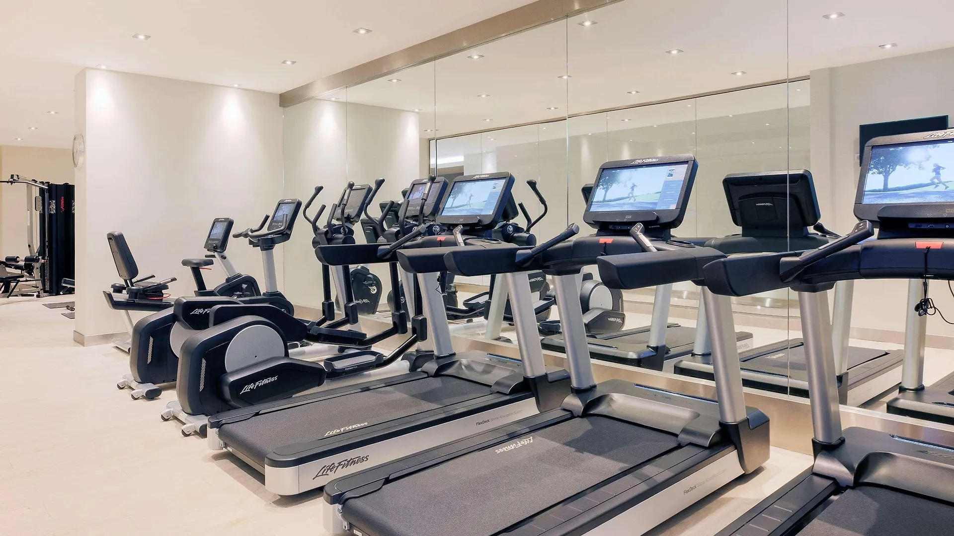 Novotel Istanbul Bosphorus Hotel
