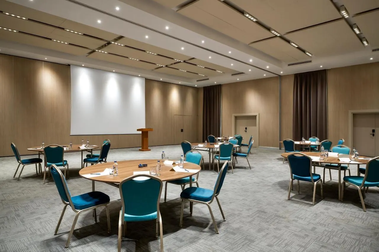 Novotel Istanbul Bosphorus Hotel 5*,