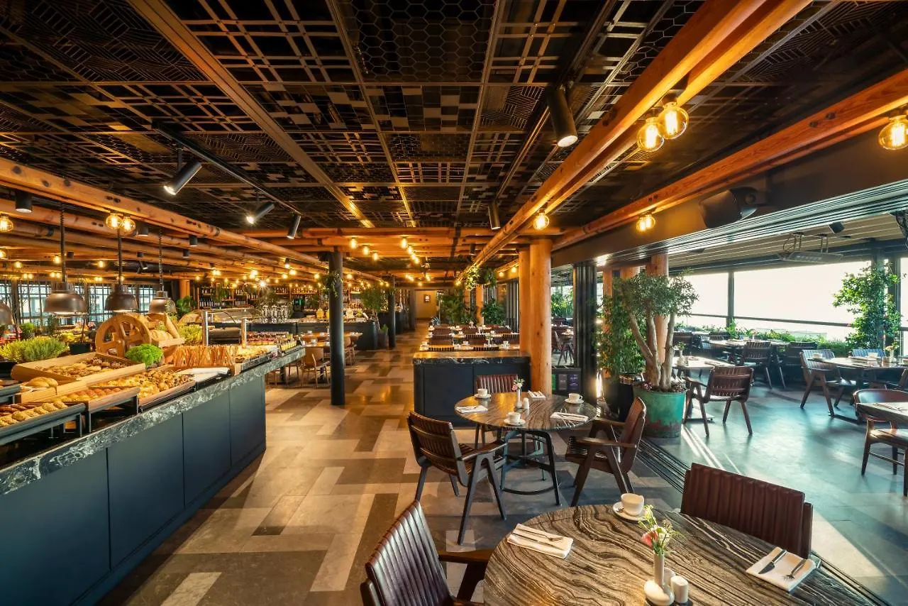 Novotel Istanbul Bosphorus Hotel
