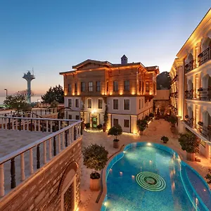 Ξενοδοχείο Seven Hills Palace &