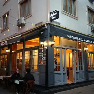Madame Roza **** איסטמבול
