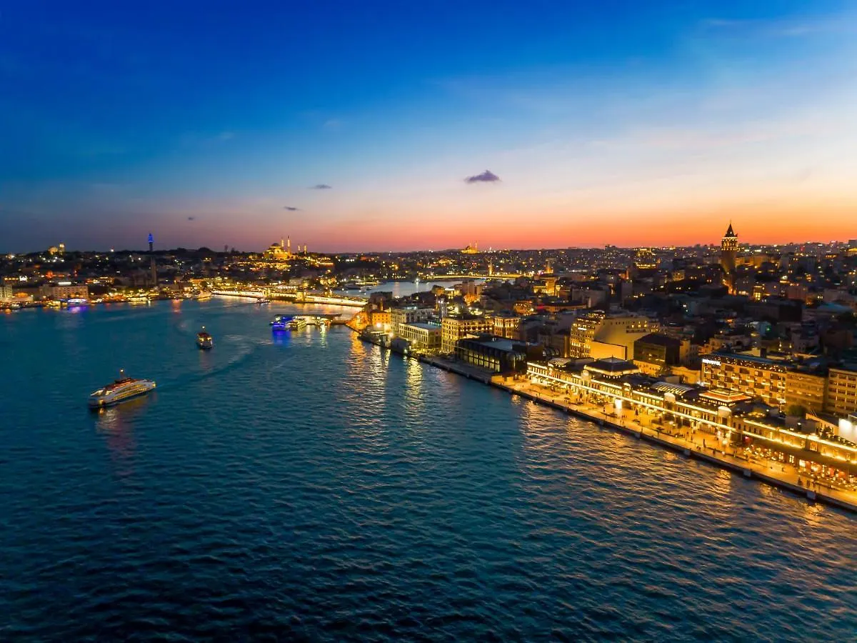 Novotel Istanbul Bosphorus Hotel